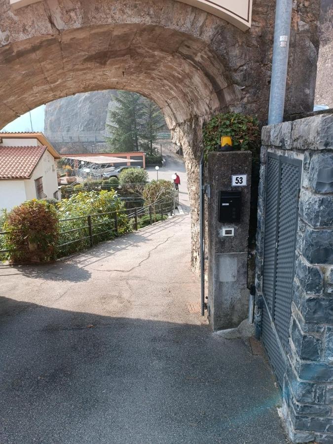 Studio Zu Riva di Solto Esterno foto