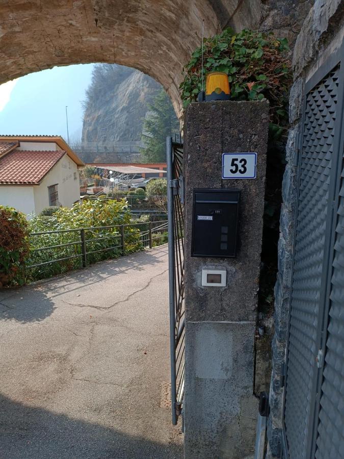 Studio Zu Riva di Solto Esterno foto